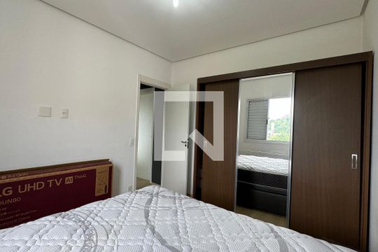 Quarto 1 de apartamento para alugar com 2 quartos, 51m² em Centro, Barueri