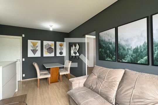 Sala de apartamento para alugar com 2 quartos, 51m² em Centro, Barueri