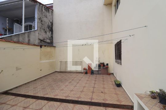 Quintal de casa à venda com 3 quartos, 176m² em Penha de França, São Paulo
