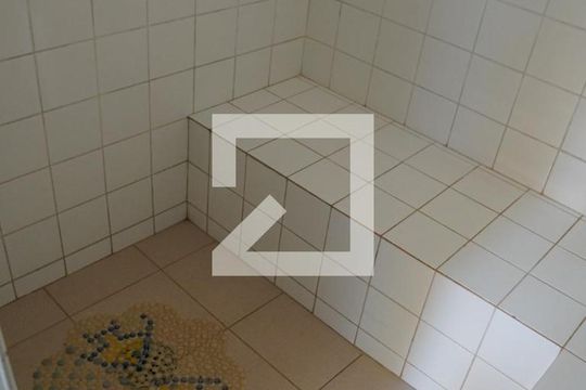 Chuveiro Piscina de casa à venda com 6 quartos, 572m² em Vila Tramontano, São Paulo