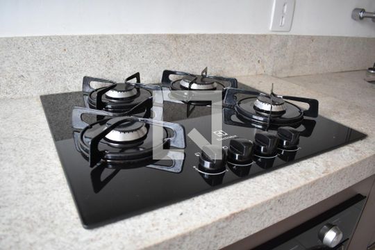Cozinha de apartamento à venda com 3 quartos, 118m² em Pinheirinho, Curitiba