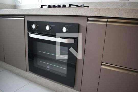 Cozinha de apartamento à venda com 3 quartos, 118m² em Pinheirinho, Curitiba