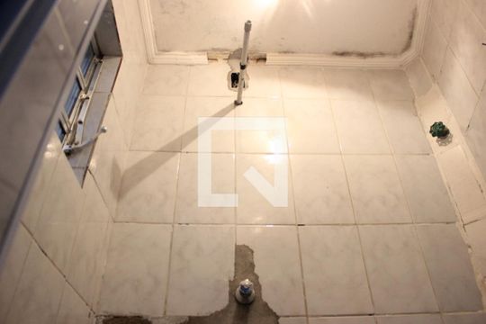 Lavabo de casa para alugar com 2 quartos, 130m² em Picanço, Guarulhos