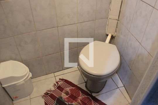 Lavabo de casa para alugar com 2 quartos, 130m² em Picanço, Guarulhos