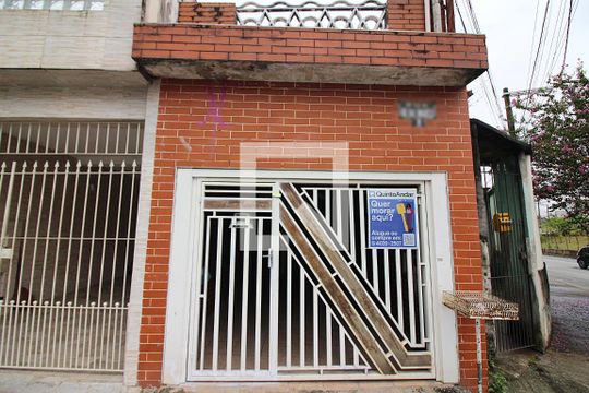 Fachada de casa à venda com 2 quartos, 115m² em Alves Dias, São Bernardo do Campo