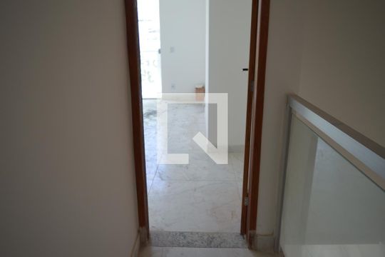 Suíte de casa de condomínio à venda com 3 quartos, 150m² em Tropical, Contagem