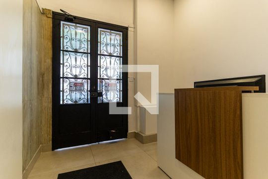 Portaria de kitnet/studio para alugar com 1 quarto, 24m² em Santa Cecilia, São Paulo