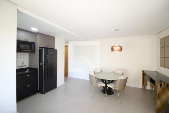 Sala de apartamento para alugar com 3 quartos, 75m² em Partenon, Porto Alegre