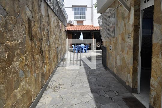 Garagem de casa à venda com 3 quartos, 350m² em Riachuelo, Rio de Janeiro