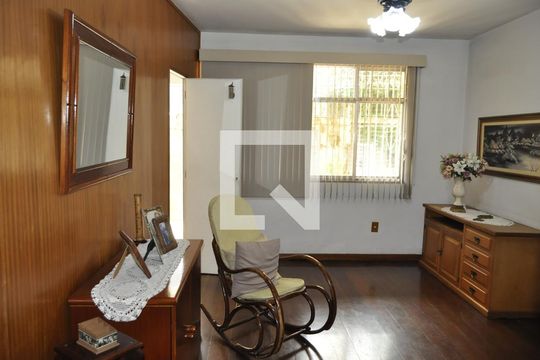 Sala de casa à venda com 3 quartos, 350m² em Riachuelo, Rio de Janeiro