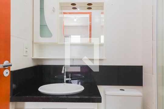 Banheiro 2 de apartamento para alugar com 3 quartos, 68m² em Jardim Aparecida, São José dos Campos