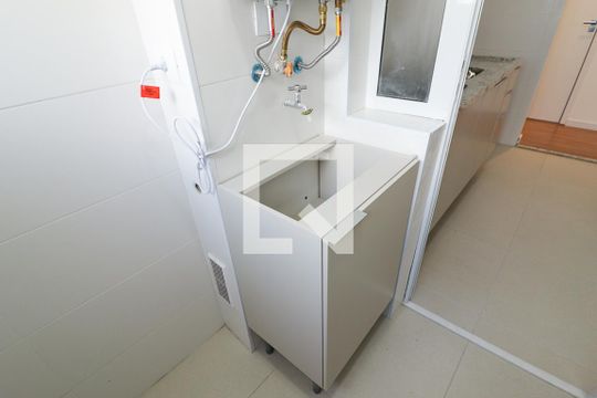 Área de Serviço de apartamento para alugar com 2 quartos, 55m² em Jardim São Paulo, São Paulo