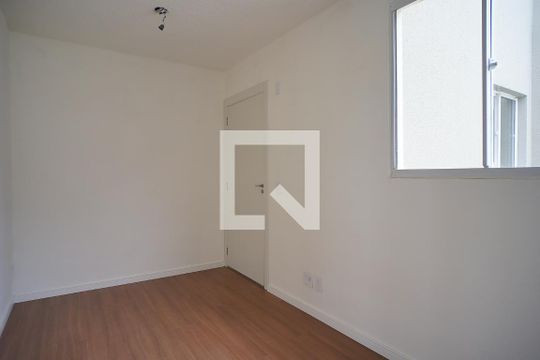Sala de apartamento para alugar com 2 quartos, 39m² em Parque Santa Fé, Porto Alegre