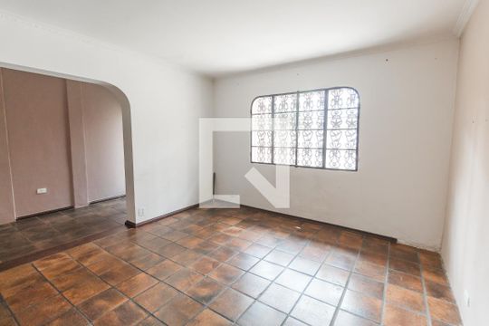 Sala de casa para alugar com 2 quartos, 123m² em Santa Teresinha, São Paulo