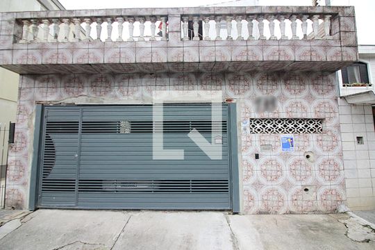 Fachada de casa à venda com 2 quartos, 200m² em Rudge Ramos, São Bernardo do Campo