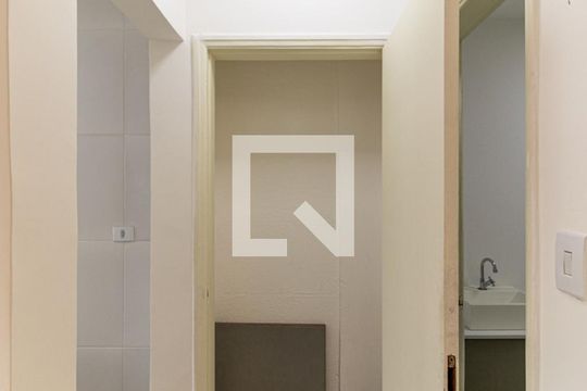 Armário de kitnet/studio para alugar com 1 quarto, 41m² em Campos Elíseos, São Paulo
