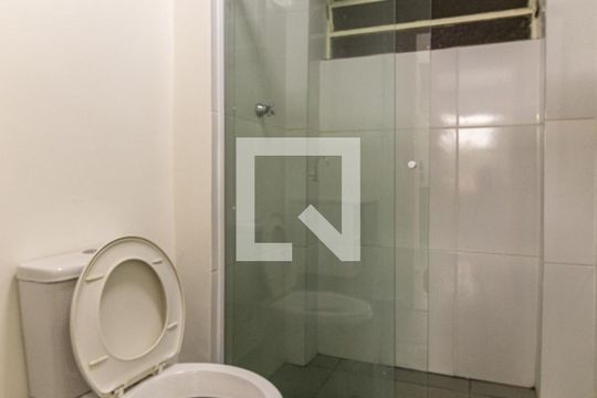 Banheiro de kitnet/studio para alugar com 1 quarto, 41m² em Campos Elíseos, São Paulo