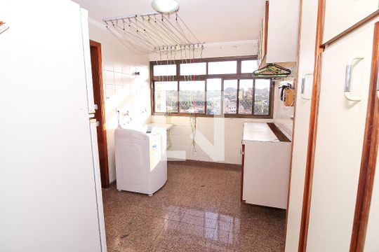Área de Serviço de apartamento para alugar com 4 quartos, 420m² em Lapa, São Paulo