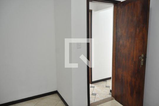 Quarto 2 de casa para alugar com 2 quartos, 50m² em Inhaúma, Rio de Janeiro