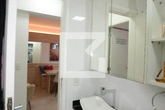 Cozinha de apartamento à venda com 2 quartos, 64m² em Irajá, Rio de Janeiro