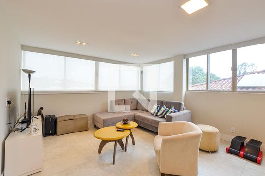 Sala 2 de casa de condomínio à venda com 3 quartos, 364m² em Badu, Niterói