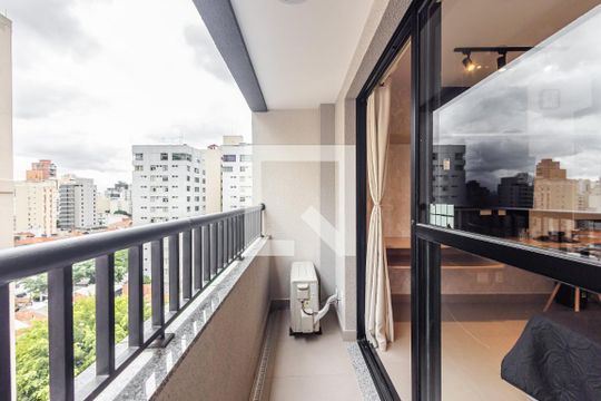 Varanda de apartamento à venda com 1 quarto, 27m² em Pinheiros, São Paulo