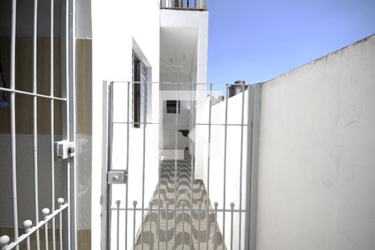 Corredor de entrada de casa para alugar com 1 quarto, 50m² em Vila Clementino, São Paulo