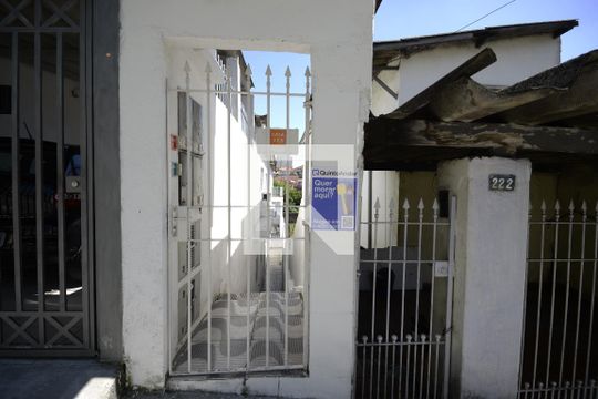 Fachada de casa para alugar com 1 quarto, 50m² em Vila Clementino, São Paulo