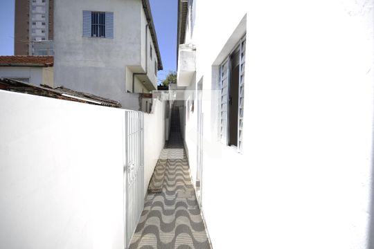 Corredor de entrada de casa para alugar com 1 quarto, 50m² em Vila Clementino, São Paulo