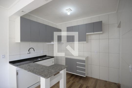 Cozinha de casa para alugar com 1 quarto, 50m² em Vila Clementino, São Paulo
