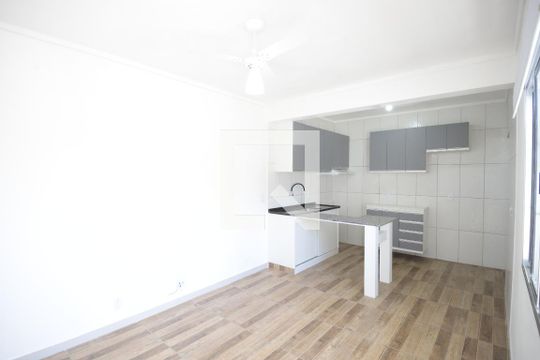 Casa para alugar com 1 quarto, 50m² em Vila Clementino, São Paulo