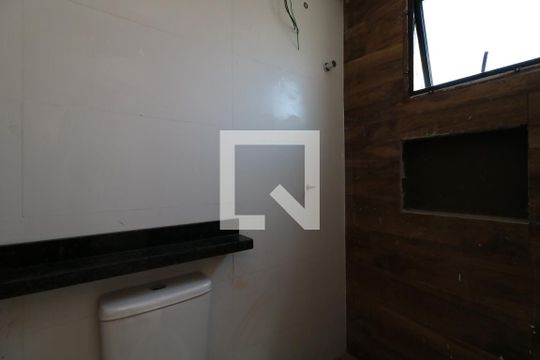 Banheiro da Suíte de apartamento à venda com 2 quartos, 54m² em Jardim Bela Vista, Santo André