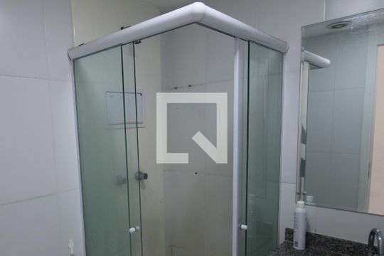 Banheiro de apartamento à venda com 2 quartos, 50m² em Vila Guilherme, São Paulo