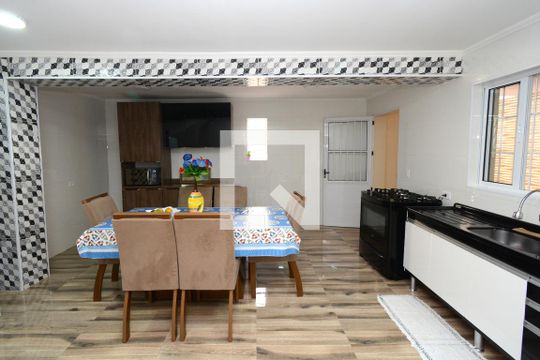 Cozinha de casa à venda com 3 quartos, 197m² em Campo Grande, São Paulo