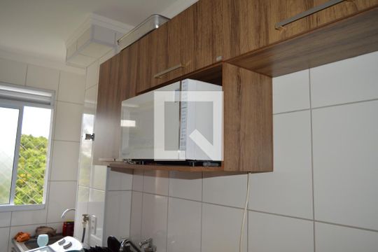 Cozinha de apartamento à venda com 2 quartos, 46m² em Cabral, Contagem
