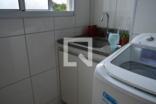 Área de serviço de apartamento à venda com 2 quartos, 46m² em Cabral, Contagem
