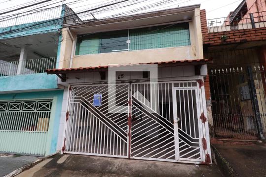 Fachada de casa para alugar com 1 quarto, 70m² em Jardim Marília, São Paulo