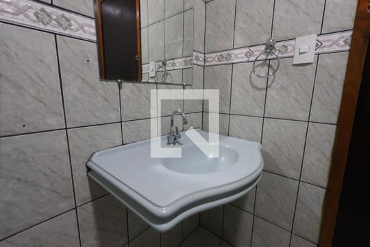 Banheiro da Suíte de casa para alugar com 1 quarto, 70m² em Jardim Marília, São Paulo