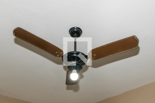 Sala de apartamento para alugar com 1 quarto, 54m² em Jardim América, Rio de Janeiro