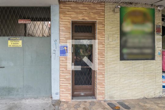 Fachada da Entrada de apartamento para alugar com 1 quarto, 54m² em Jardim América, Rio de Janeiro