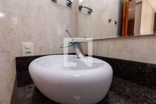 Banheiro da Suíte de apartamento para alugar com 3 quartos, 96m² em Vila Gomes Cardim, São Paulo