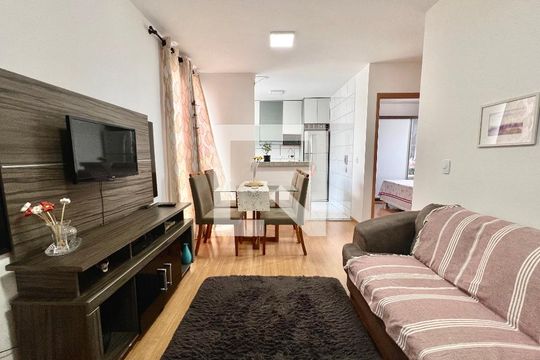 Sala de apartamento à venda com 2 quartos, 48m² em Chácaras Cotia, Contagem