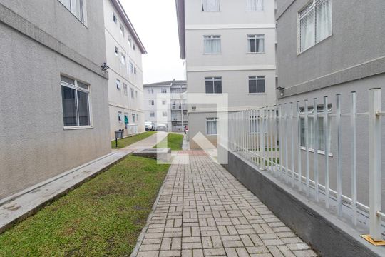 Área externa de apartamento para alugar com 2 quartos, 52m² em Santo Antônio, São José dos Pinhais