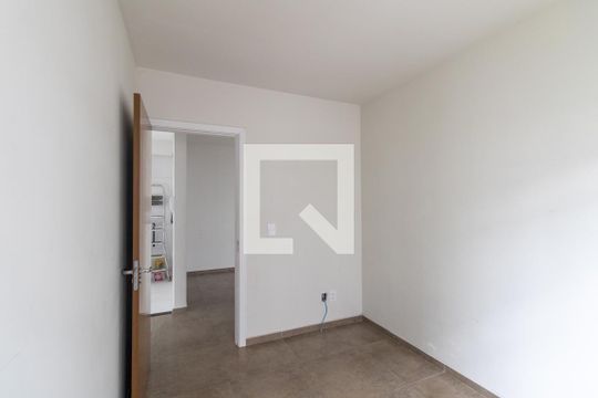 Quarto 1 de apartamento para alugar com 2 quartos, 52m² em Santo Antônio, São José dos Pinhais