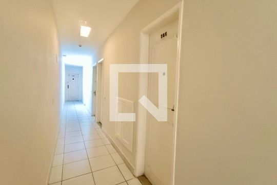 Hall de apartamento à venda com 3 quartos, 100m² em Ipanema, Rio de Janeiro