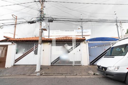 Fachada de casa à venda com 3 quartos, 77m² em Jardim Maringá, São Paulo