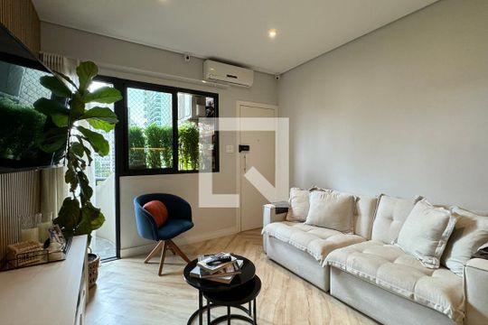 Sala de apartamento à venda com 1 quarto, 55m² em Alphaville Centro Industrial E Empresarial/alphaville., Barueri