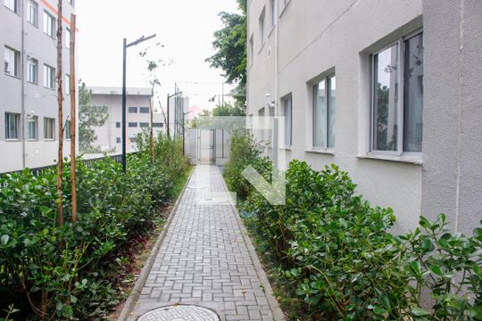 Área comum de apartamento para alugar com 2 quartos, 37m² em Jardim Miriam, São Paulo