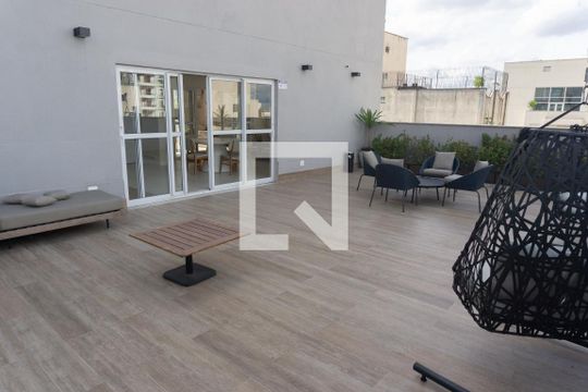 Área comum de kitnet/studio para alugar com 1 quarto, 25m² em Bela Vista, São Paulo