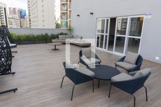 Área comum de kitnet/studio para alugar com 1 quarto, 25m² em Bela Vista, São Paulo